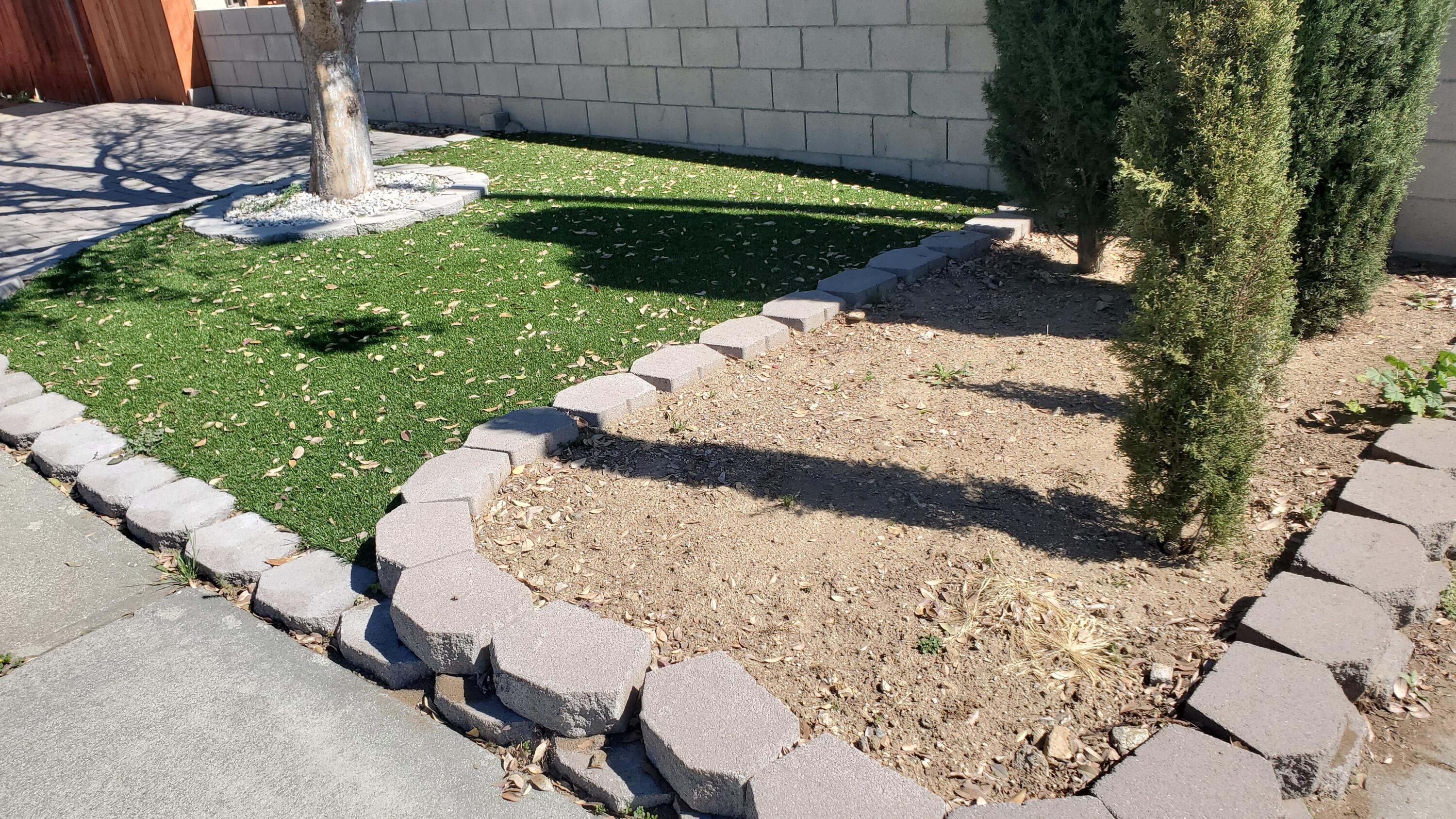 831 West George Street Banning, CA 92220 - Photo 4 of 39 a view of a backyard with of water