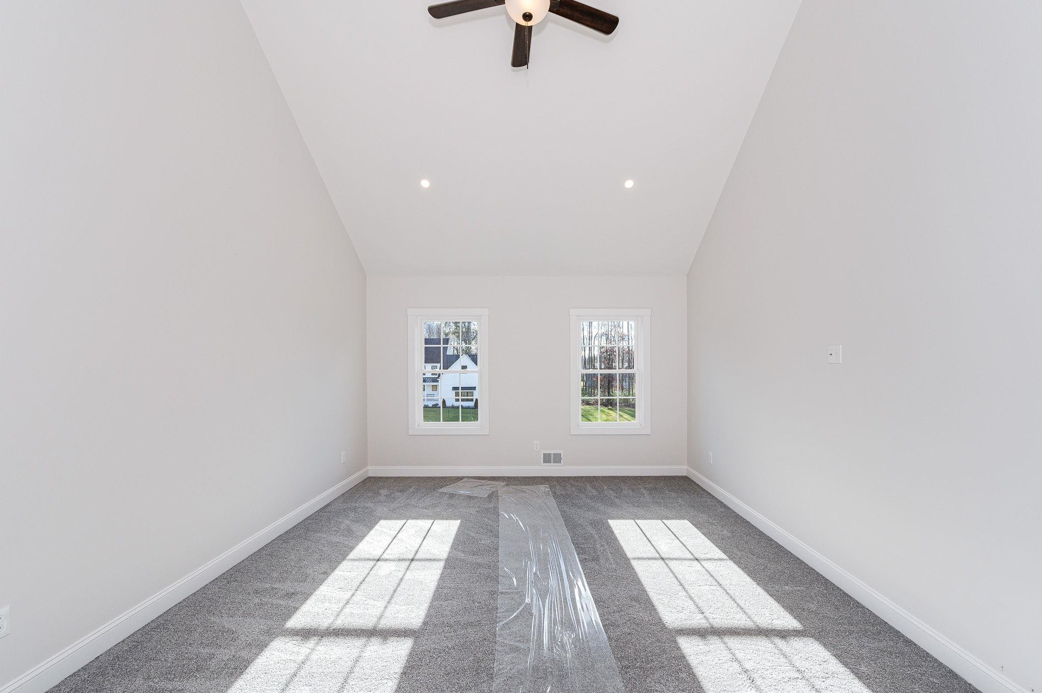 34 Abby Road Plaistow, NH 03865 - Photo 15 of 39 Gallery Image 15