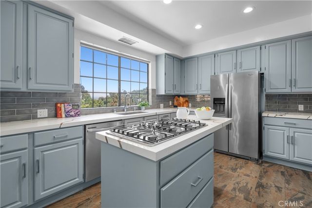 $7,000 | 3482 Coldwater Canyon Avenue, Studio City, CA 91604