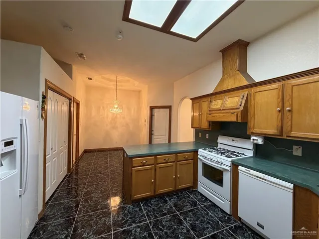 $1,750 | 4513 Laurel Avenue, McAllen, TX 78501