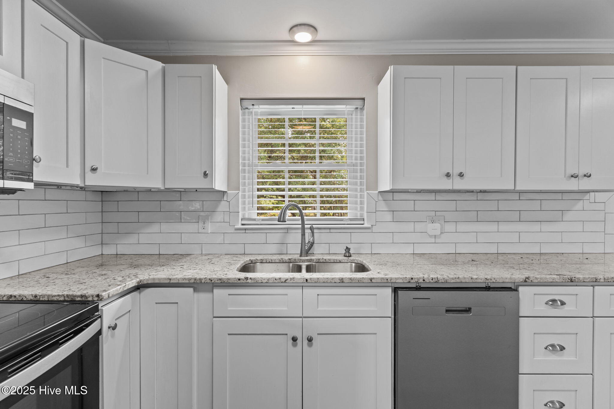198 East Boiling Spring Road Southport, NC 28461 - Photo 21 of 62 16-web-or-mls-BTS05647