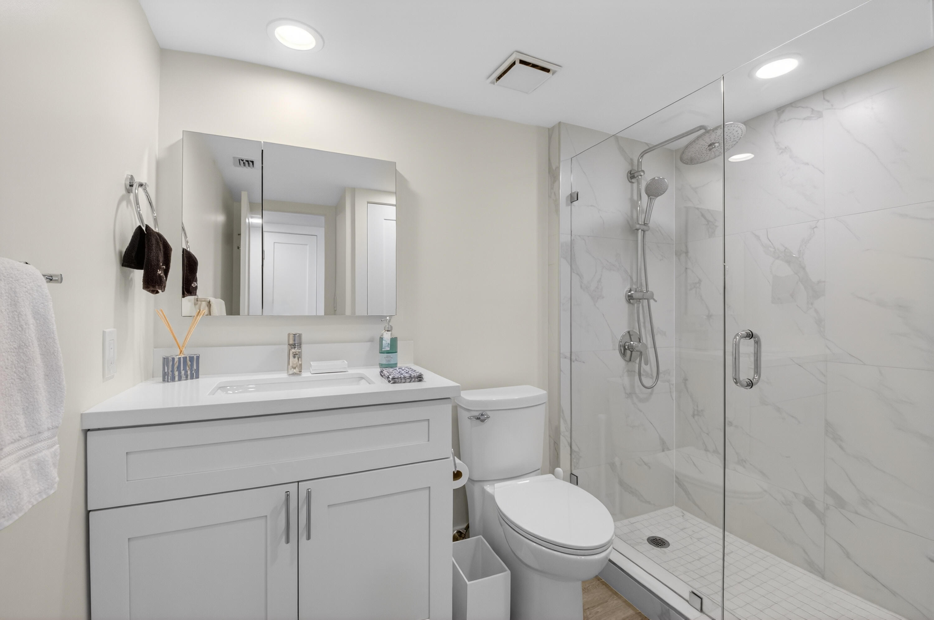 7754 Lakeside Boulevard, Unit 435 Boca Raton, FL 33434 - Photo 32 of 66 DSC_8268