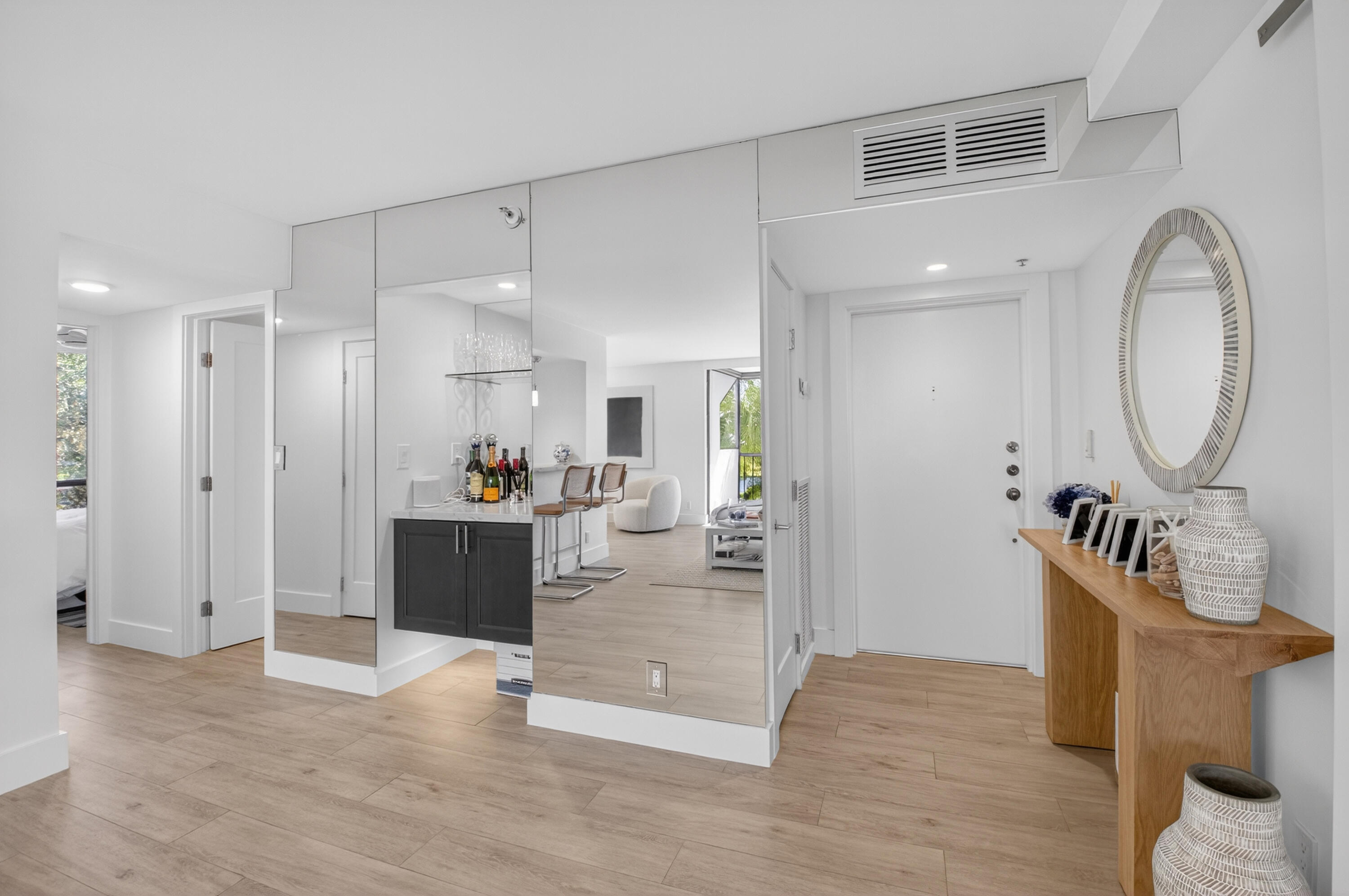 7754 Lakeside Boulevard, Unit 435 Boca Raton, FL 33434 - Photo 7 of 66 DSC_8133