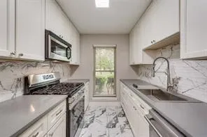$2,950 | 13030 Mitchwin Road, Farmers Branch, TX 75234