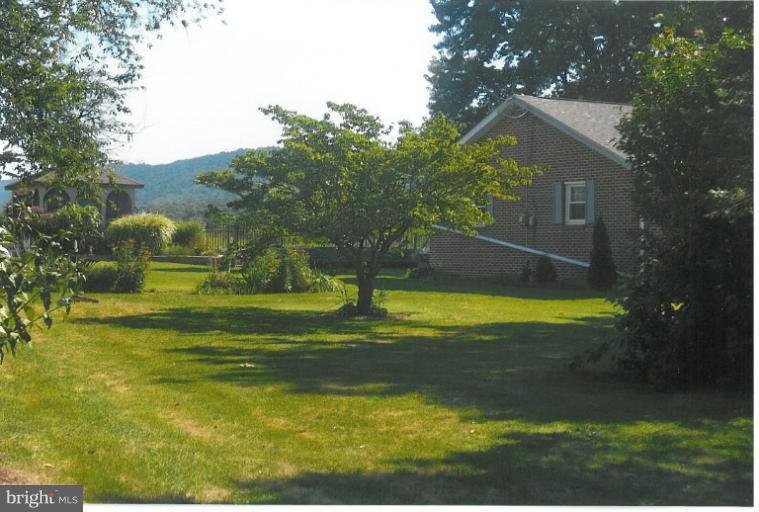19461 Spring Run Road Spring Run, PA 17262 - Photo 4 of 10 Exterior (General)