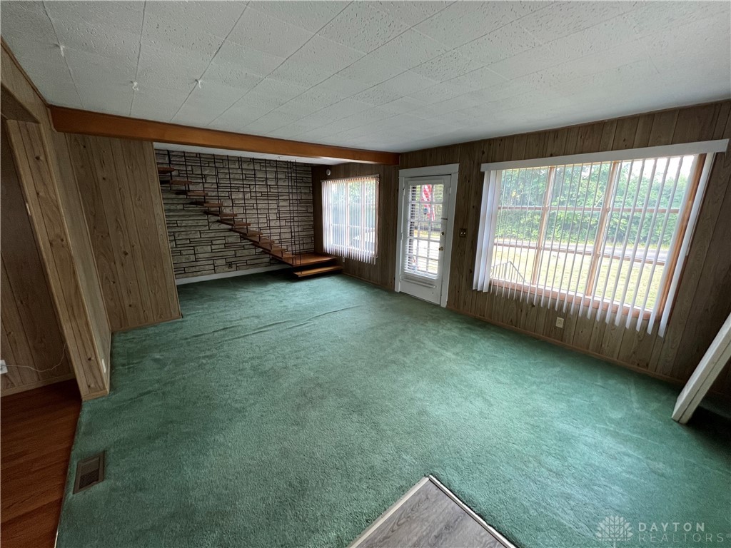 2050 East Westbrook Road Dayton, OH 45426 - Photo 5 of 30