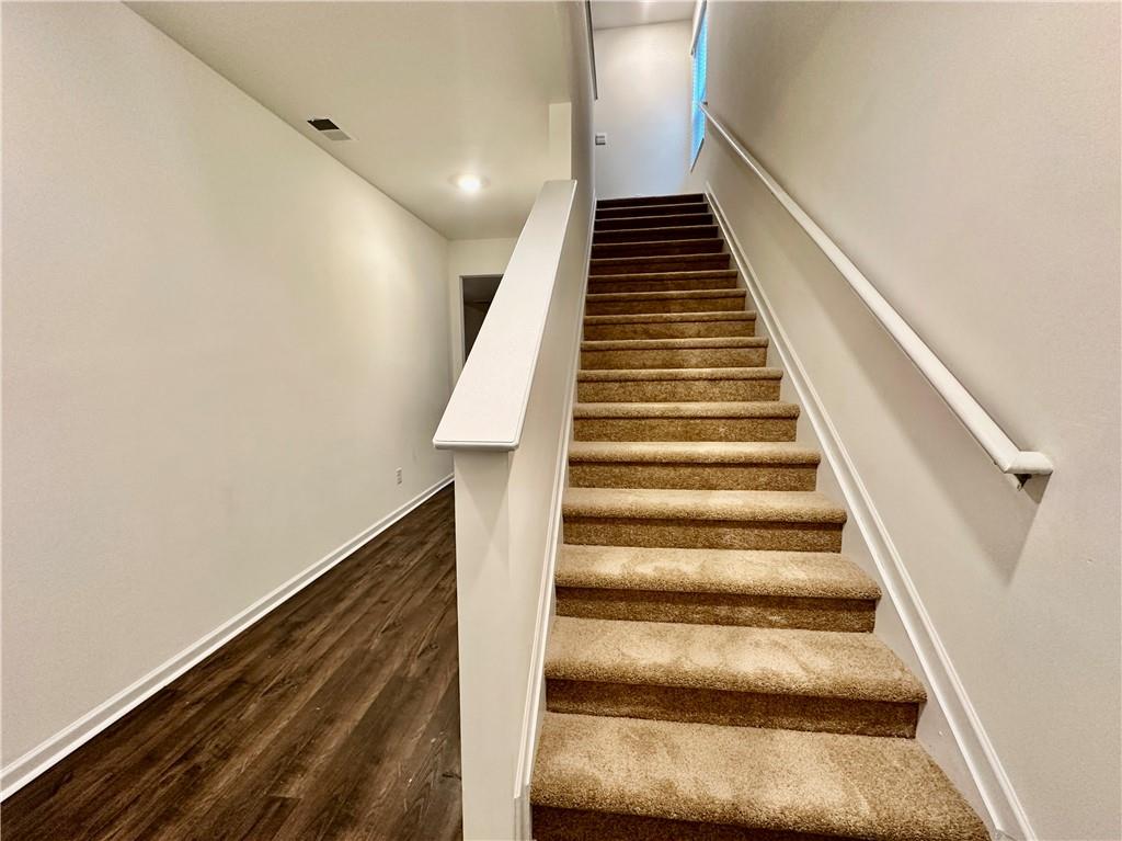 12150 Conrad Circle Hampton, GA 30228 - Photo 4 of 40