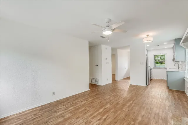 $2,050 | 6804 Kenosha Pass, Unit B, Austin, TX 78735