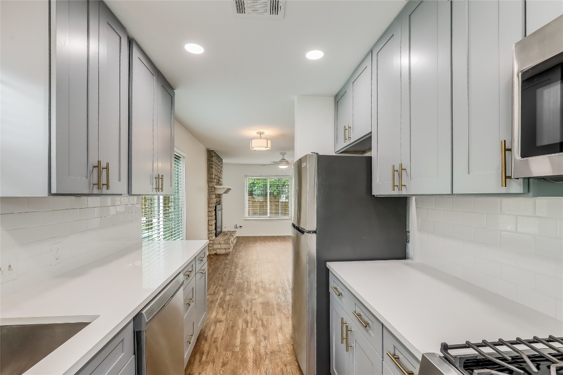 6804 Kenosha Pass, Unit B Austin, TX 78735 - Photo 12 of 25