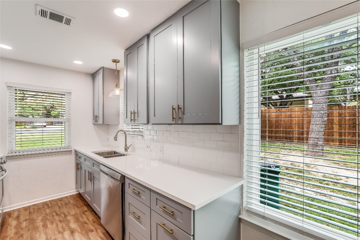 6804 Kenosha Pass, Unit B Austin, TX 78735 - Photo 13 of 25