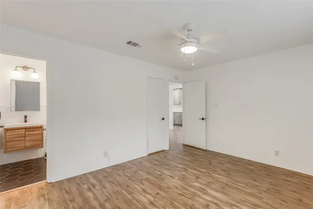 $2,050 | 6804 Kenosha Pass, Unit B, Austin, TX 78735