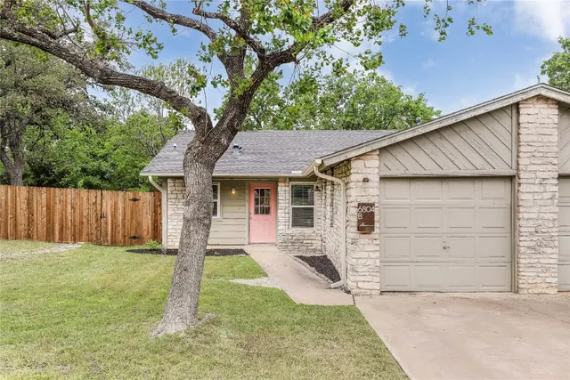 $2,050 | 6804 Kenosha Pass, Unit B, Austin, TX 78735