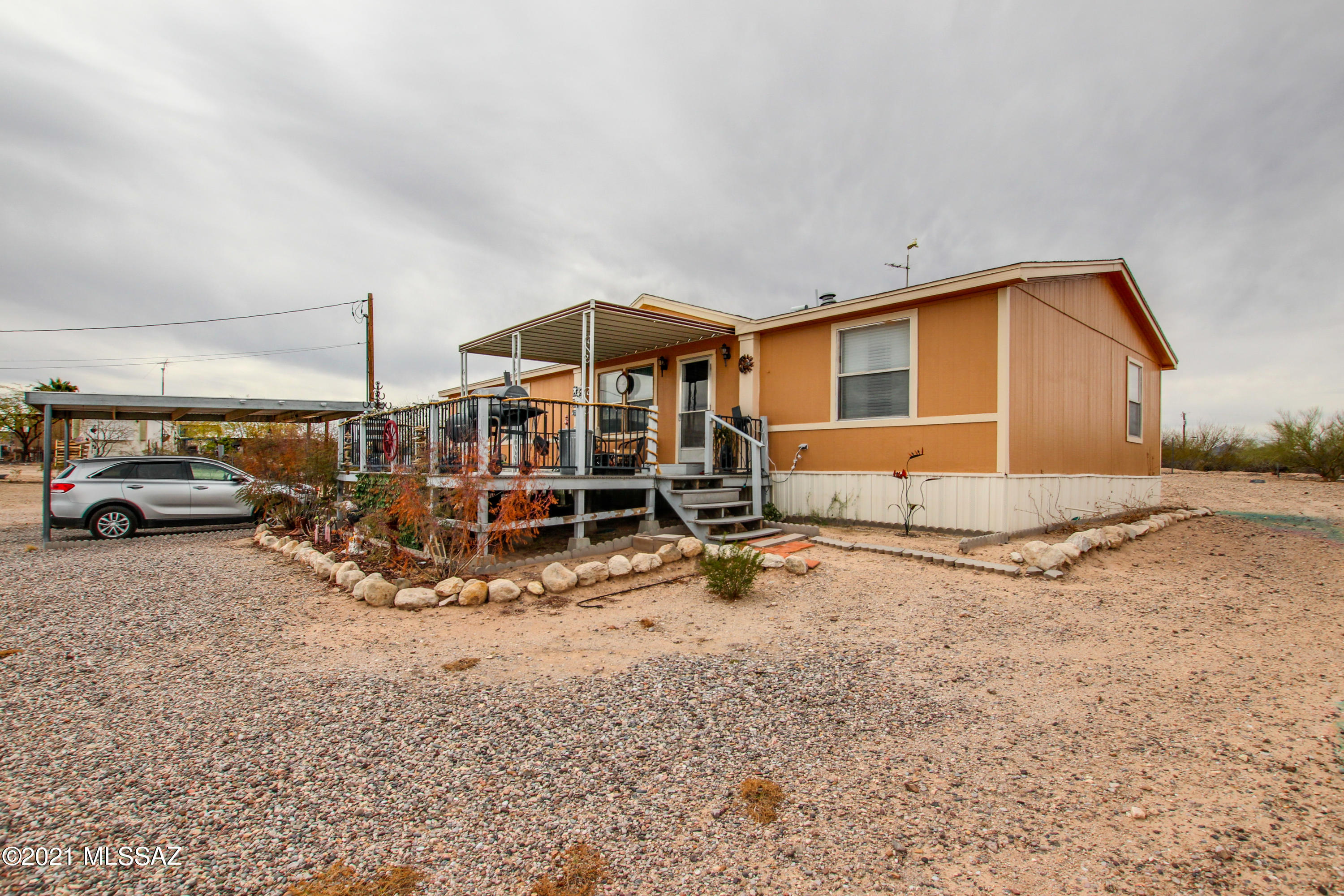 12761 North Luther Road Marana, AZ 85653 - Photo 2 of 42 Gallery Image 2