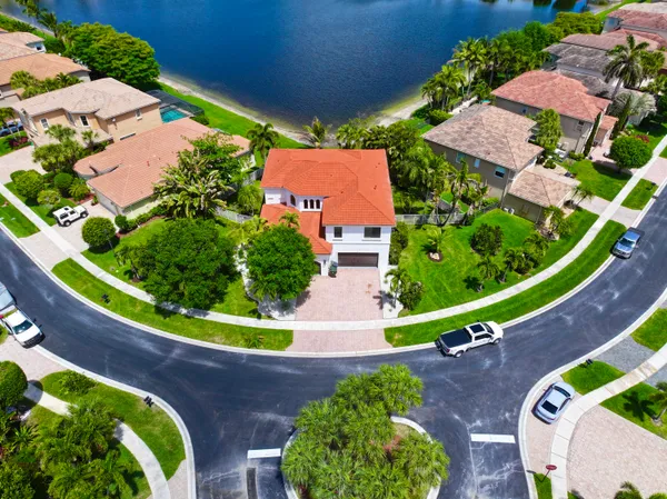 $1,200,000 | 1324 Beacon Circle, Wellington, FL 33414