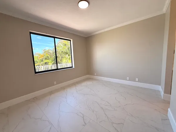 $1,200,000 | 1324 Beacon Circle, Wellington, FL 33414