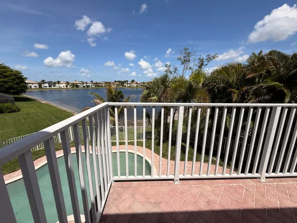 $1,200,000 | 1324 Beacon Circle, Wellington, FL 33414