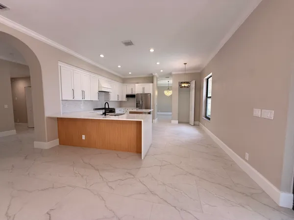 $1,200,000 | 1324 Beacon Circle, Wellington, FL 33414