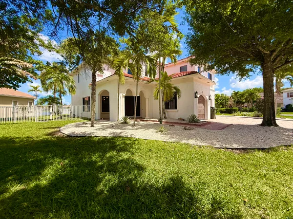 $1,200,000 | 1324 Beacon Circle, Wellington, FL 33414