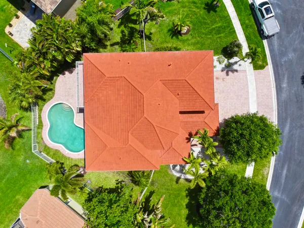 $1,200,000 | 1324 Beacon Circle, Wellington, FL 33414
