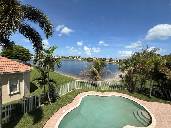 $1,200,000 | 1324 Beacon Circle, Wellington, FL 33414