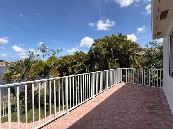 $1,200,000 | 1324 Beacon Circle, Wellington, FL 33414