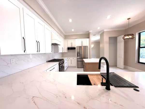 $1,200,000 | 1324 Beacon Circle, Wellington, FL 33414
