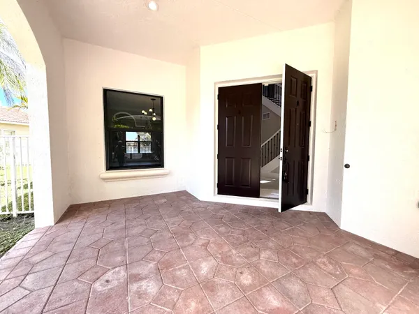 $1,200,000 | 1324 Beacon Circle, Wellington, FL 33414