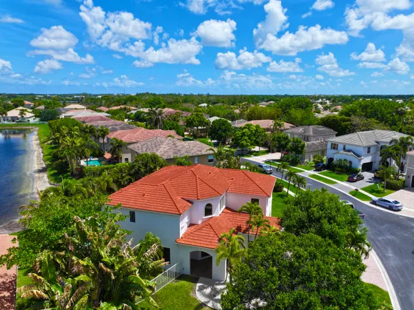 $1,200,000 | 1324 Beacon Circle, Wellington, FL 33414