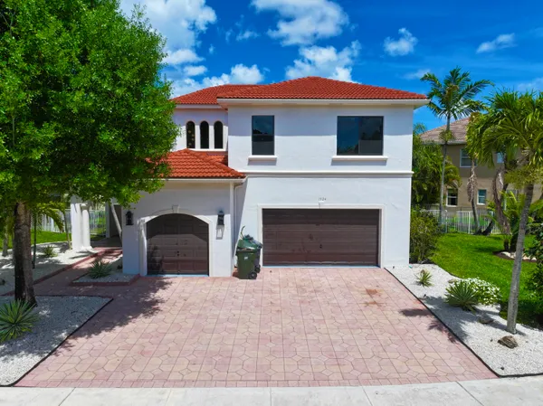 $1,200,000 | 1324 Beacon Circle, Wellington, FL 33414