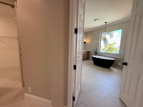$1,200,000 | 1324 Beacon Circle, Wellington, FL 33414
