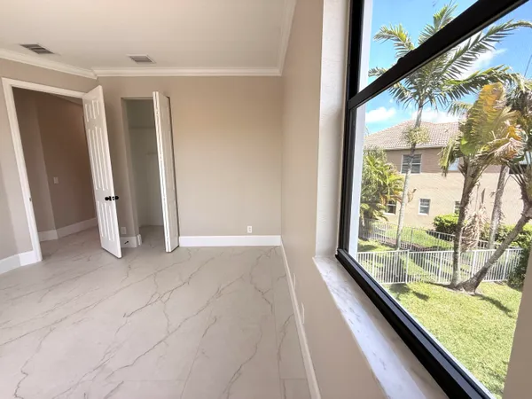 $1,200,000 | 1324 Beacon Circle, Wellington, FL 33414