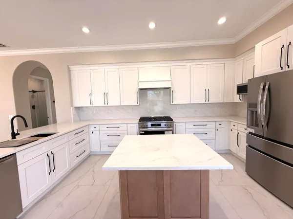 $1,200,000 | 1324 Beacon Circle, Wellington, FL 33414