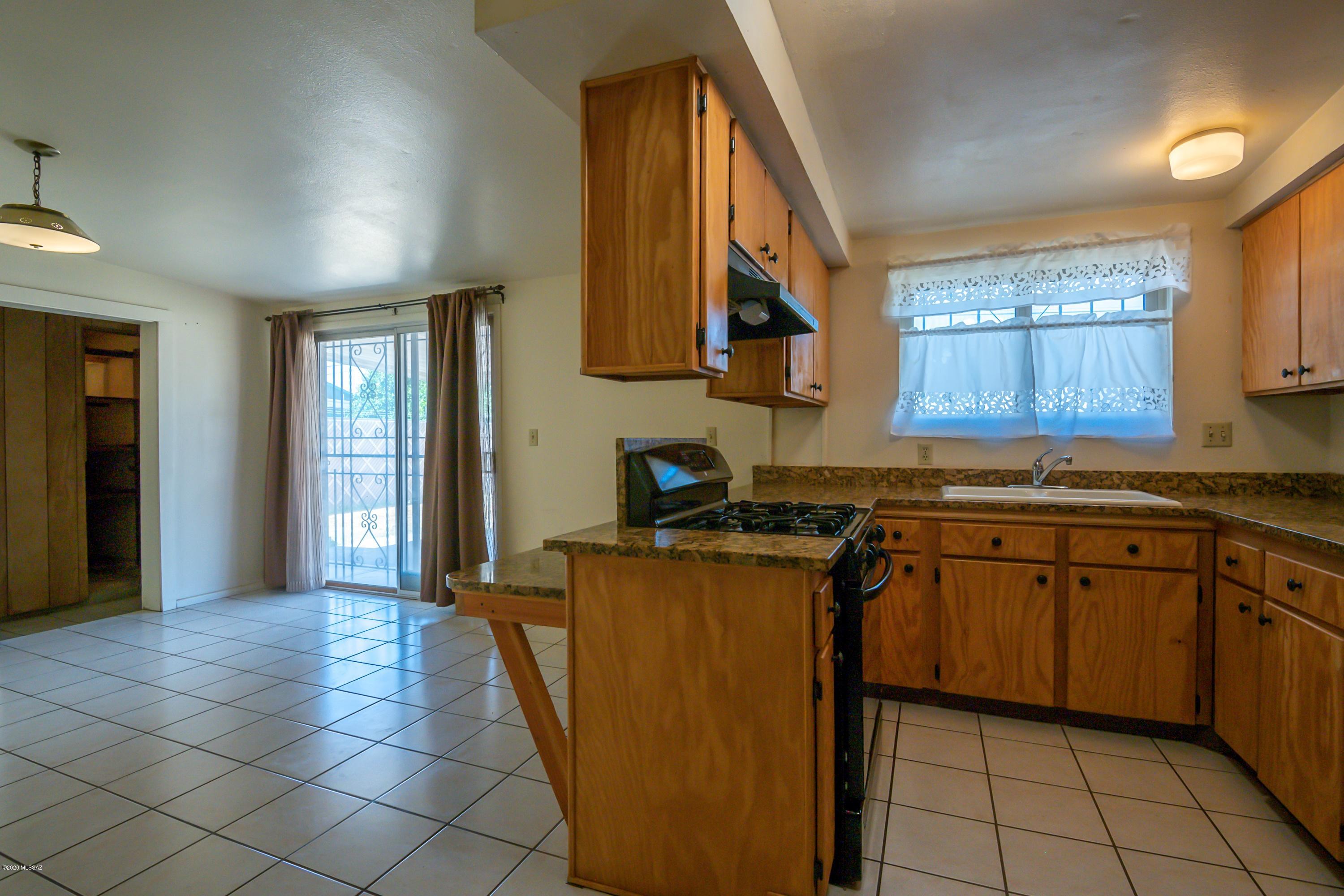 5907 South Rex Stravenue Tucson, AZ 85706 - Photo 9 of 26