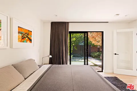 $1,780,000 | 8723 Lookout Mountain Avenue, Los Angeles, CA 90046