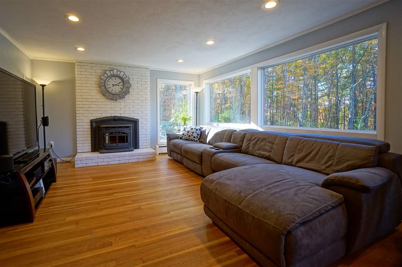 23 Beacon Hill Road Derry, NH 03038 - Photo 12 of 36