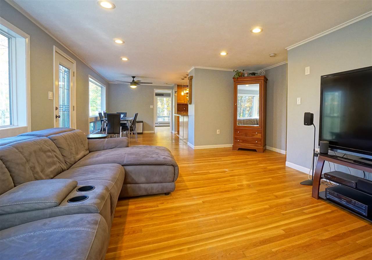 23 Beacon Hill Road Derry, NH 03038 - Photo 15 of 36