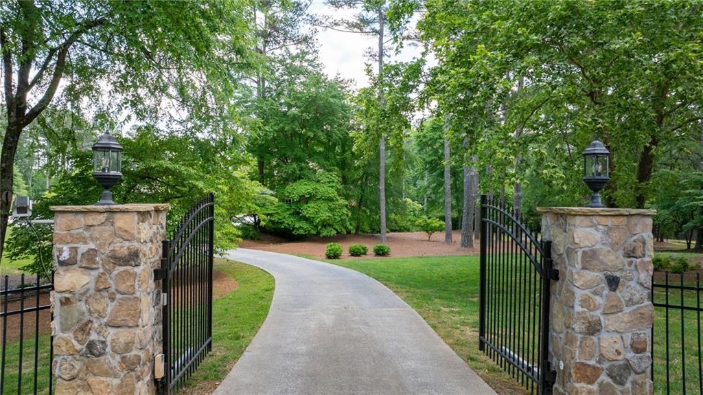972 Acworth Due West Road Northwest Kennesaw, GA 30152 - Photo 147 of 175