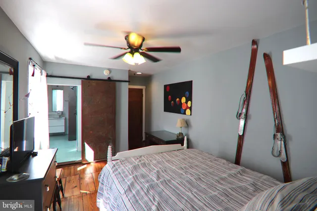 a view of entryway with stairs