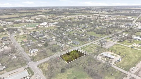 $995,000 | 212 East Walnut Street, Celina, TX 75009