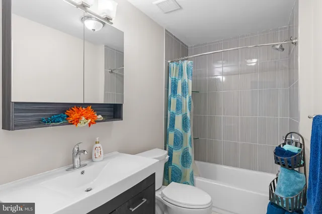 $590,000 | 286 Parker Avenue, Unit C, Philadelphia, PA 19128