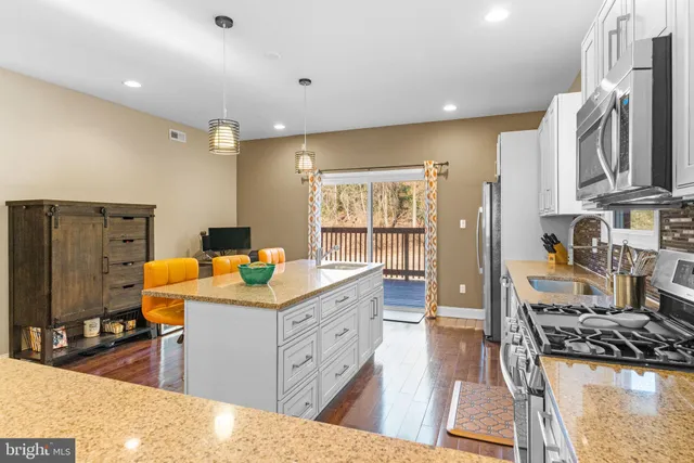 $590,000 | 286 Parker Avenue, Unit C, Philadelphia, PA 19128