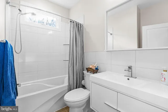 $590,000 | 286 Parker Avenue, Unit C, Philadelphia, PA 19128