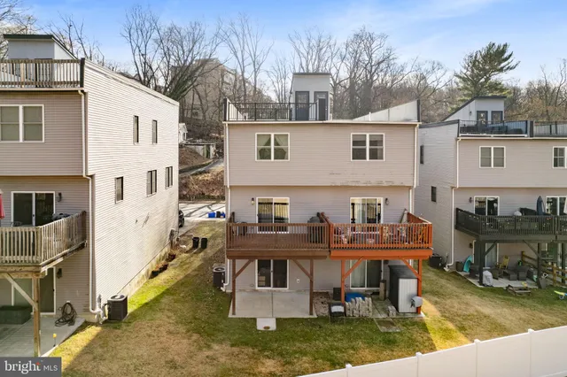 $590,000 | 286 Parker Avenue, Unit C, Philadelphia, PA 19128