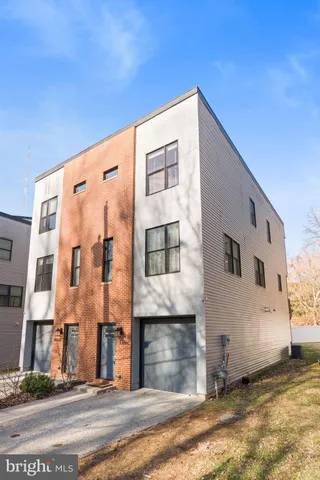 $590,000 | 286 Parker Avenue, Unit C, Philadelphia, PA 19128