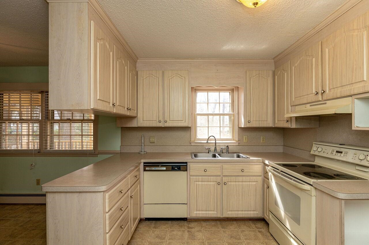 611 West Cornwall Road Cary, NC 27511 - Photo 12 of 30 Photo 12