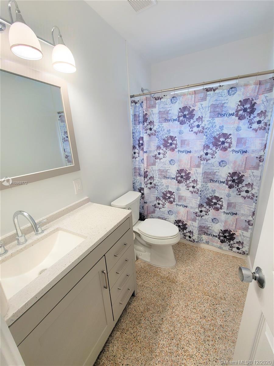 19520 Whispering Pines Road Cutler Bay, FL 33157 - Photo 6 of 13 Gallery Image 6