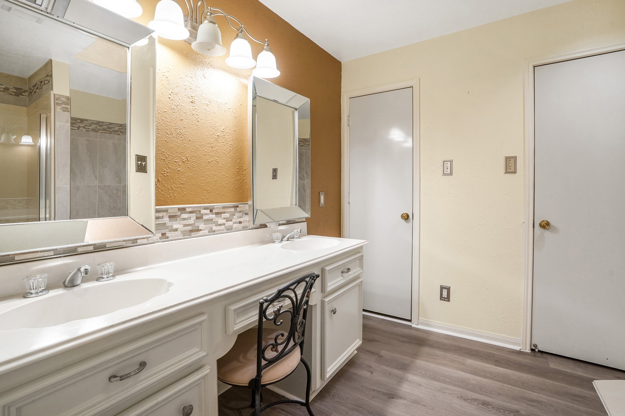 50 Evanston Street, Unit 3 Houston, TX 77015 - Photo 14 of 21 a bathroom with a sink and a mirror