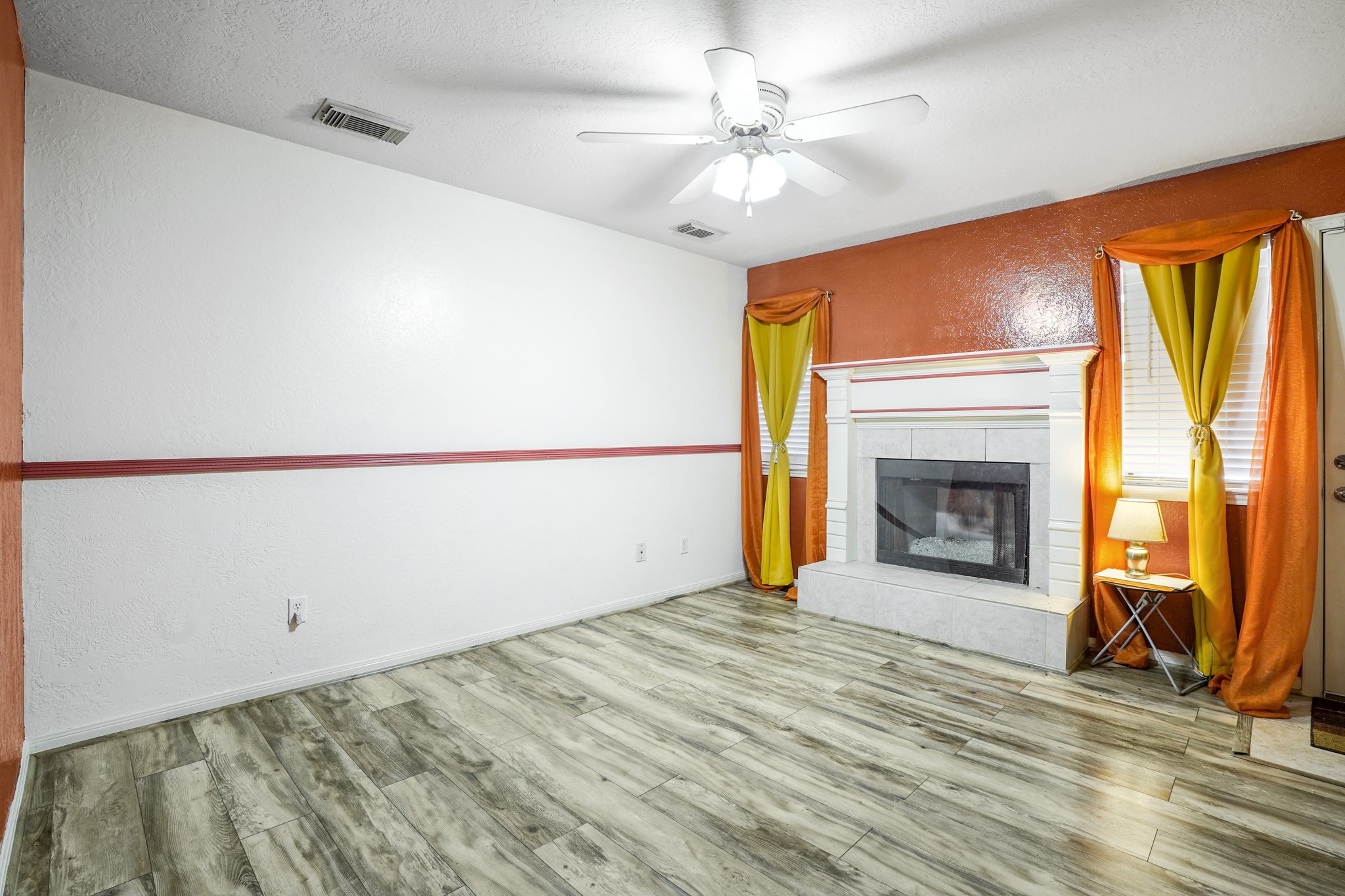 50 Evanston Street, Unit 3 Houston, TX 77015 - Photo 5 of 21 a view of empty room with a fireplace