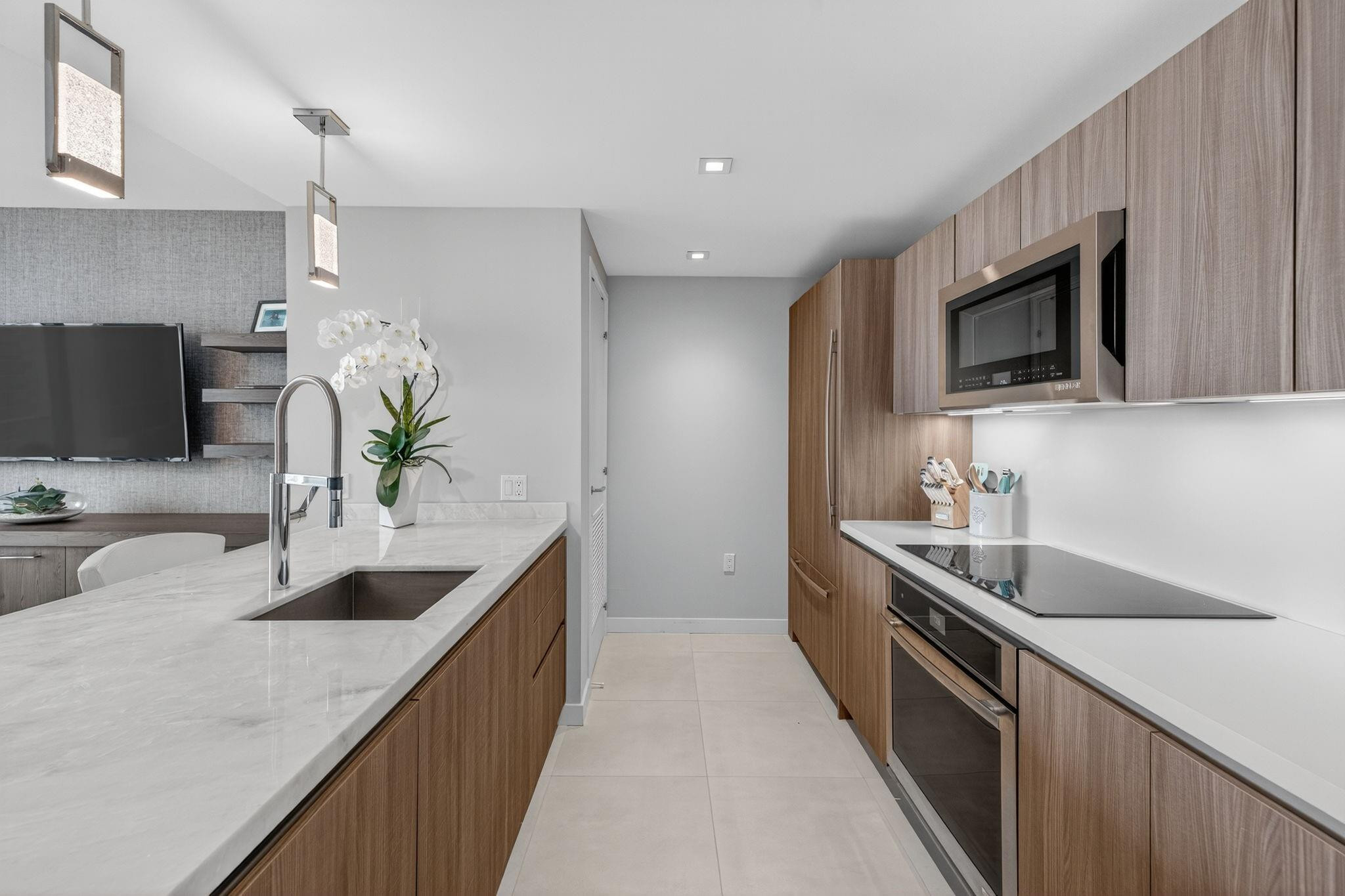 401 North Birch Road, Unit 1103 Fort Lauderdale, FL 33304 - Photo 14 of 45 Photo 14