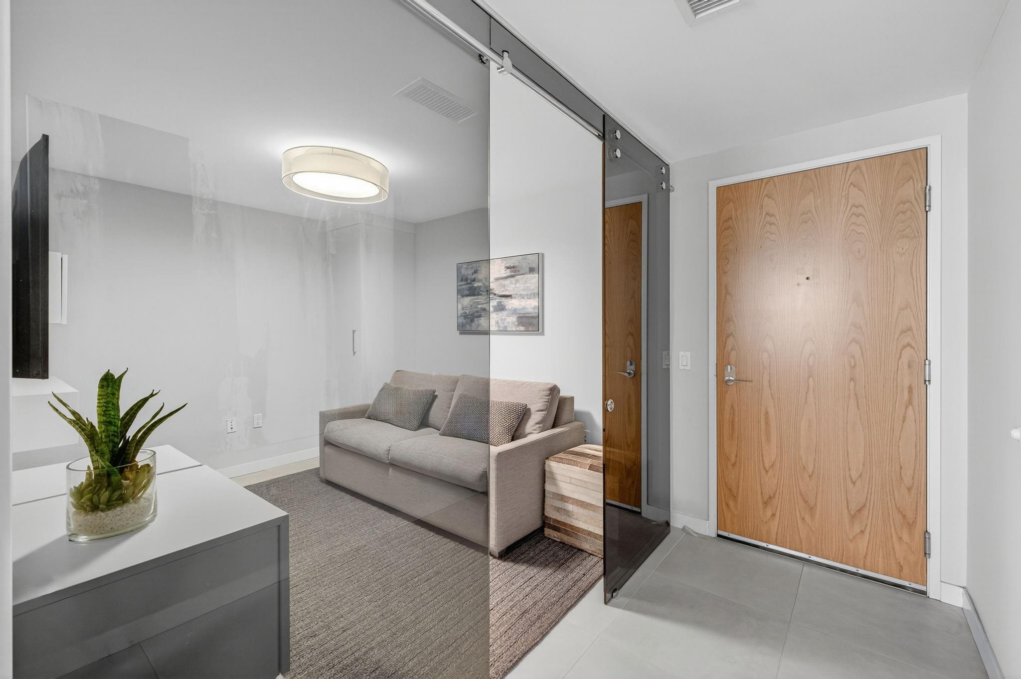 401 North Birch Road, Unit 1103 Fort Lauderdale, FL 33304 - Photo 21 of 45 Photo 21